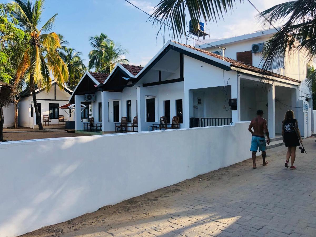 Arugam Bay Holiday Hotel Exterior photo