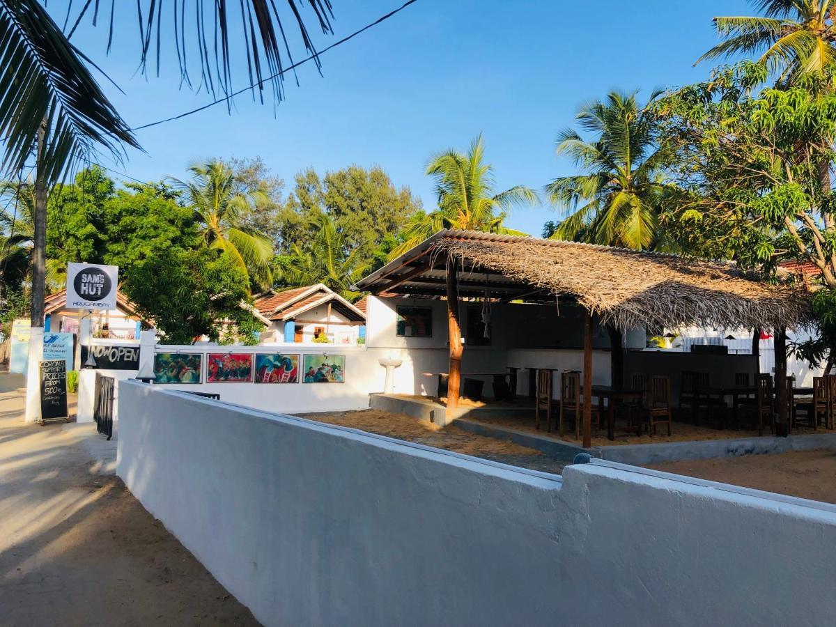 Arugam Bay Holiday Hotel Exterior photo