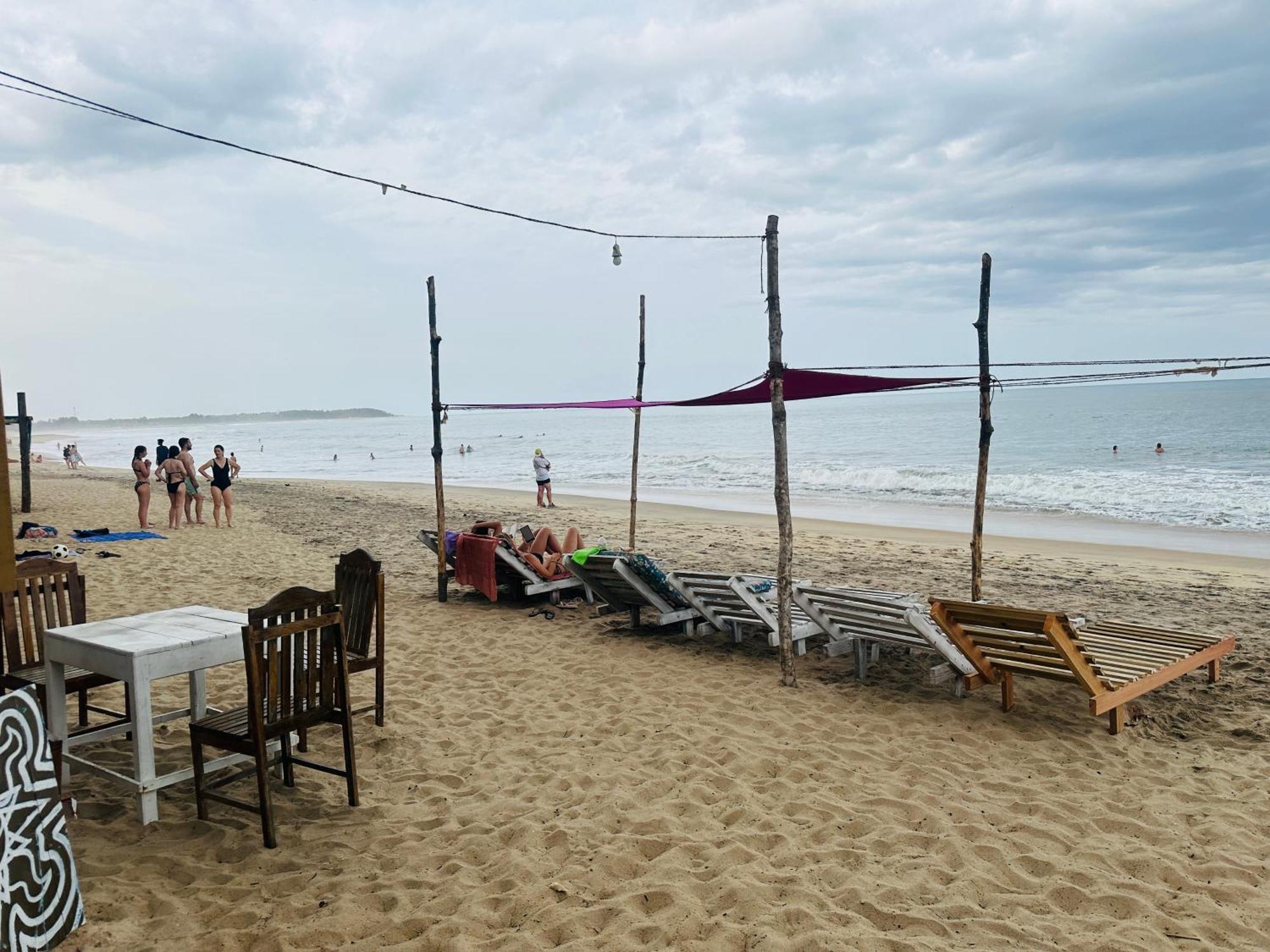 Arugam Bay Holiday Hotel Exterior photo